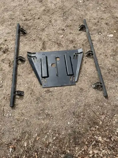 Selling a transmission skid plate and slider/kick bars. Good quality gear with very little use. 5th...