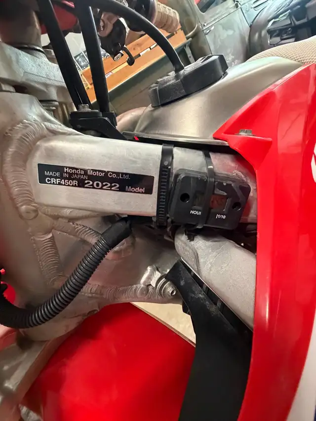 2022 CRF 450R in Dirt Bikes & Motocross in Muskoka - Image 6
