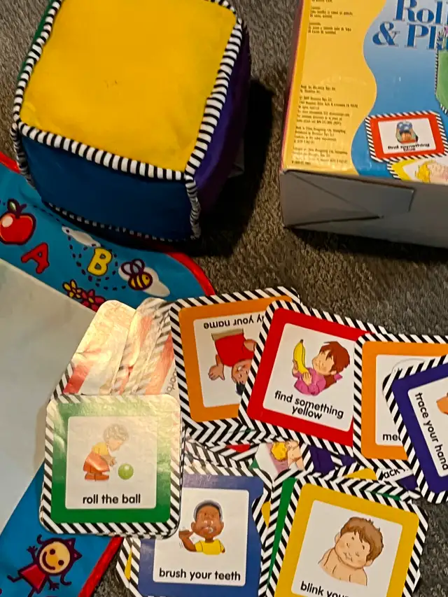 Fun interactive Toy bundle in Toys & Games in Strathcona County - Image 4