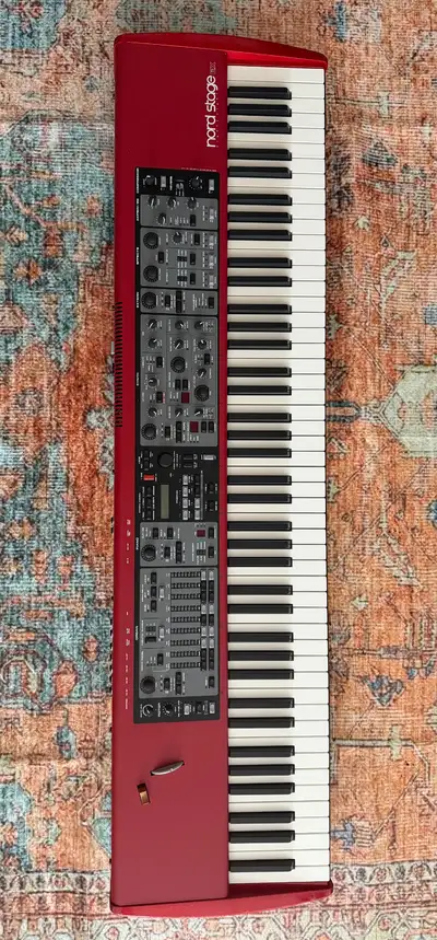 Clavier Nord Stage EX Hammer action 88 key., View more