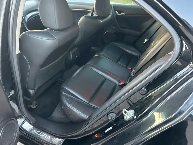 2011 Acura TSX PREMIUM PKG 6 SPD MANUAL in Cars & Trucks in City of Toronto - Image 10