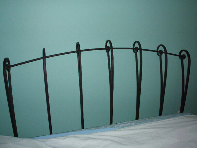 Wrought Iron Scroll Headboard (for Queen frame) in Beds & Mattresses in Moncton - Image 2