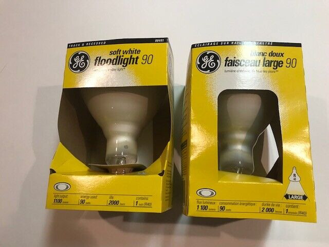 90 watt GE incandescent light bulbs in Indoor Lighting & Fans in City of Toronto