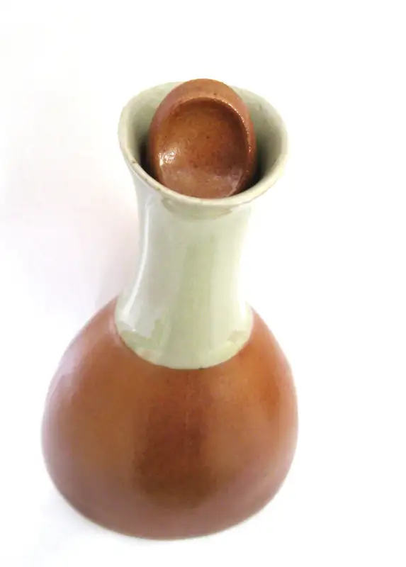 CARAFE MID CENTURY VINTAGE DECANTER ..POTTERIE SIAL/CANADA in Arts & Collectibles in West Island - Image 6