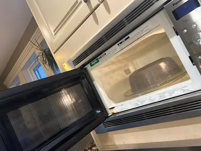 Clear Shine Cleaning in Cleaners & Cleaning in Calgary - Image 7