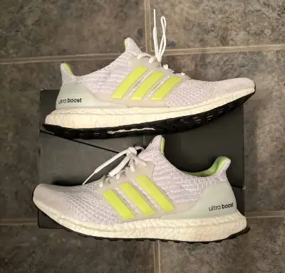 Adidas Ultraboost 5.0 DNA “Glow In The Dark” Size 9.5, View more