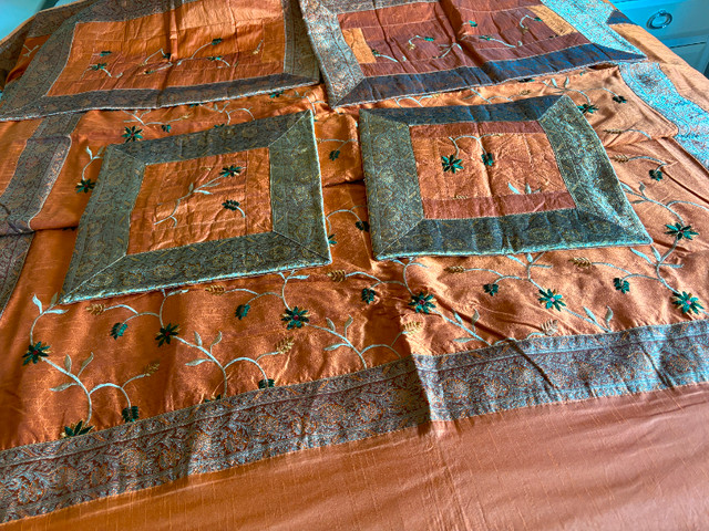 Silk Embroidered  Double/Queen set in Bedding in Markham / York Region