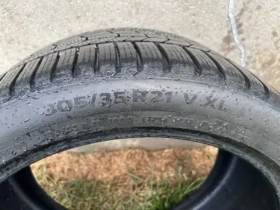 2 pneus Continental TS860 S 275/40R 21 107V XL ET 2 pneus Continental TS860 S 305/35R 21 109V XL. On...