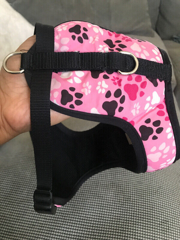 Harnais médium « Cirque Dog Pitter Patter Pink” Medium Harness dans Accessoires  à Longueuil/Rive Sud - Image 2
