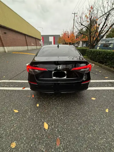 54,000 kms driven as of now. No accidents so no claims were made. Clean history Oil services were do...