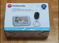 Brand New: Motorola 5 inch baby monitor