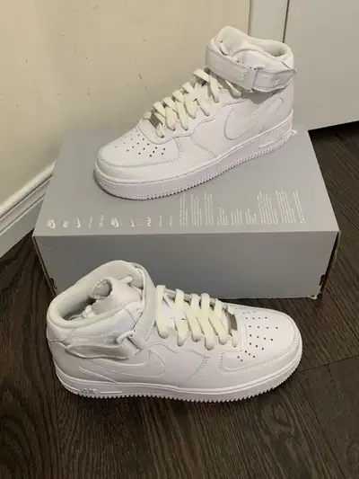 Nike Air Force 1 Mid, View more