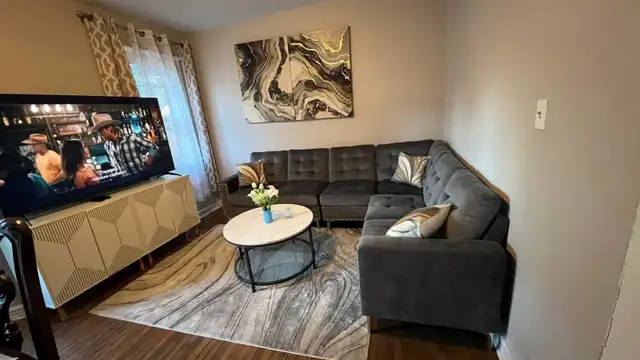 Private Furni Room,Looking for 3rd roommate,HighPark-Keele/Bloor