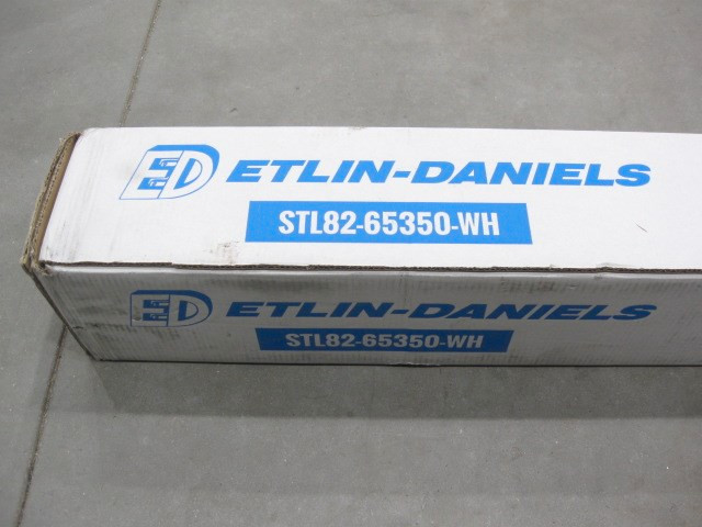 Etlin-Daniels LED Linear Light - 8ft - Model: STL82-65350-WH in Indoor Lighting & Fans in Norfolk County - Image 2