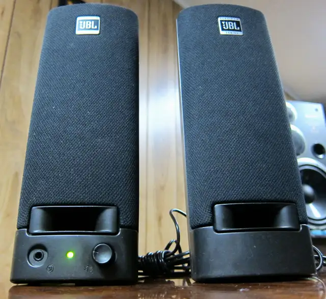 JBL PLATINUM SERIES ACTIVE COMPUTER SPEAKERS COMPAQ HP AMAZING! in Stereo Systems & Home Theatre in Ottawa - Image 5