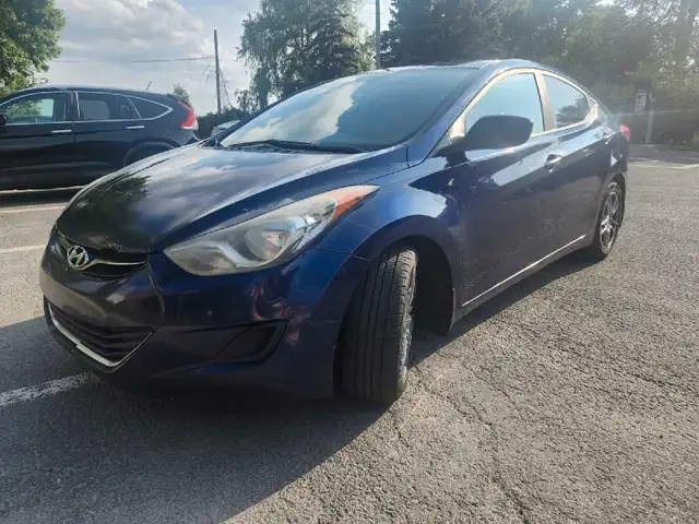 For Sale: Hyundai Elantra – Great Condition! in Cars & Trucks in City of Montréal - Image 2