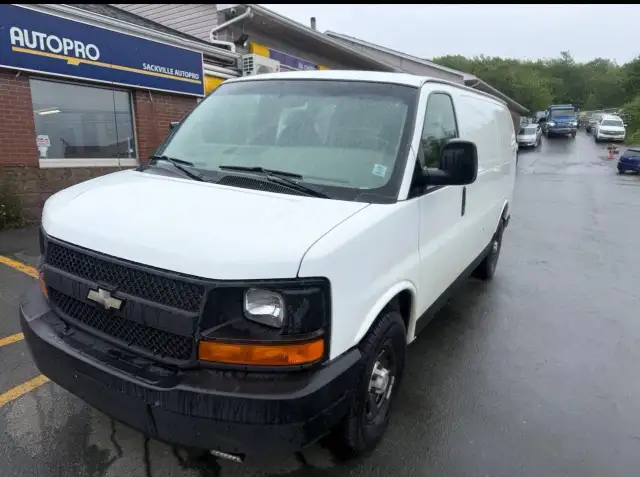 2 Movers + Van – Moving & Junk Removal – $80/hr532102116793405441