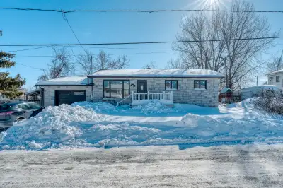 RENOVATED 41/2 IS FOR RENT