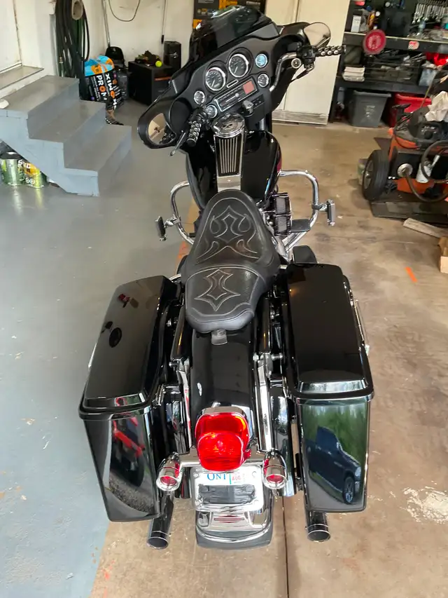 2007 Harley Davidson FHT in Touring in St. Catharines - Image 5