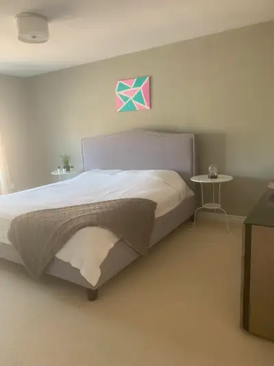 Short-term bedroom rental Short-term rental, daily, weekly, monthly, or extended stay will be consid...