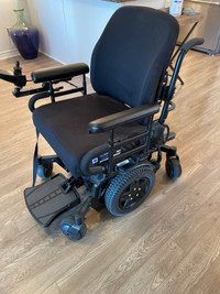 Electric Wheelchair ( hardly used )