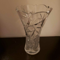 Pinwheel crystal heavy vase - vintage high quality flower holder