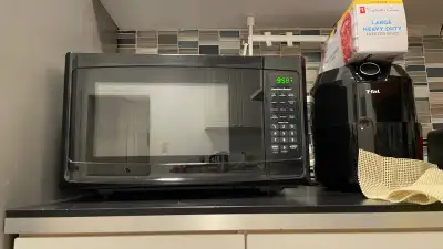 Hamilton Beach Microwave 1000w 1.1 cu ft, View more