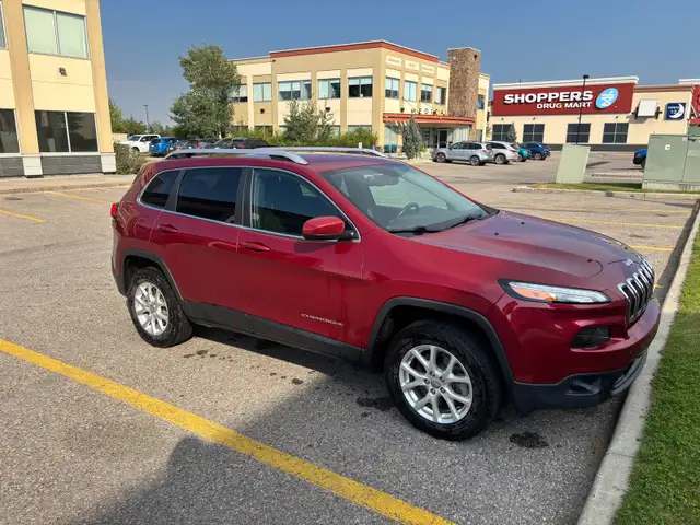 2015 Jeep Cherokee 549321795867791361