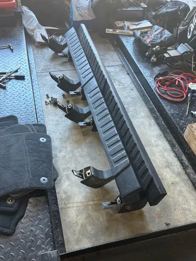 Factory running boards. Off a 2025 GMC Canyon. They were on the truck for less than one year. Like N...