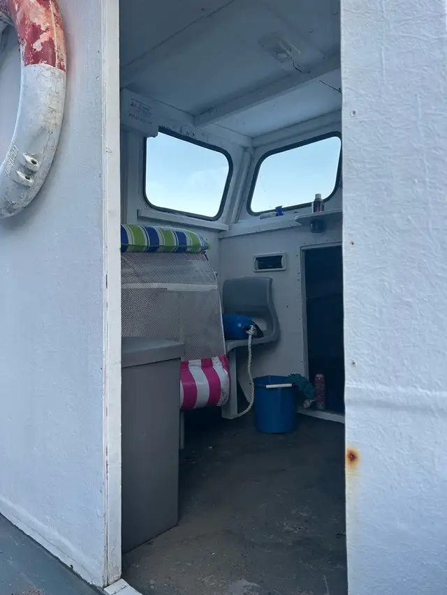 21 foot mini cape boat for sale in Powerboats & Motorboats in Cape Breton - Image 7