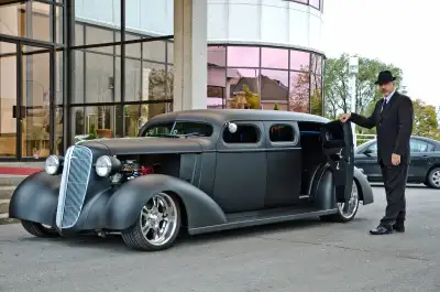 LIMOUSINE GANGSTER, View more