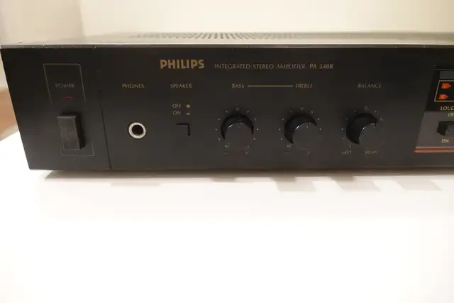 Philips PA-540B Integrated Stereo Amplifier in Stereo Systems & Home Theatre in City of Toronto - Image 6