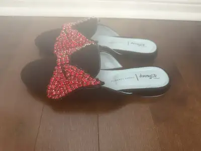 Disney Chiara Ferragni Minnie Mouse Suede Bow Mules  IT 37, View more