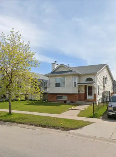 Charming 3 bedroom and 1 Bathroom Home for Rent