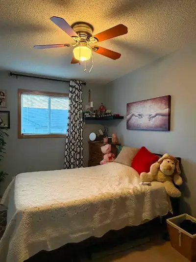 Furnished Room for Rent – $750/month – Women Only ..... Beautiful furnished room available in a quie...