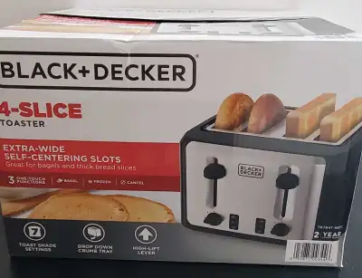 Black + Decker 4 Slice Toaster Extra Wide Slots, View more