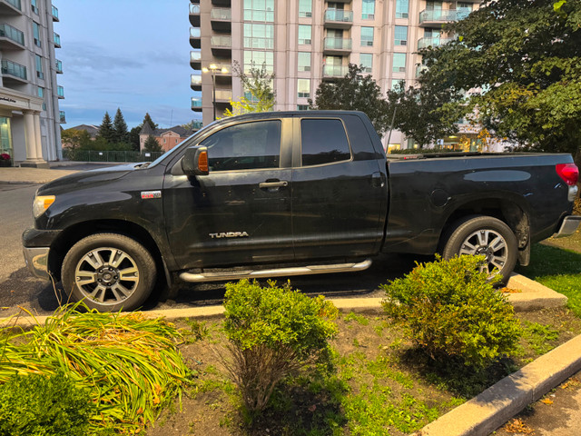 2008 Toyota Tundra 5.7L SR5 Double Cab ONLY 126KM MINT in Cars & Trucks in Markham / York Region - Image 2