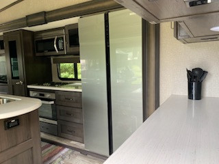Grand Design Reflection 337 RLSFifth wheel Excellent condition in Travel Trailers & Campers in Lethbridge - Image 3