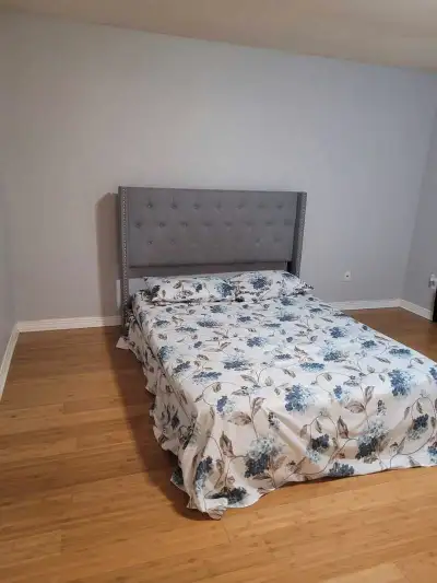 room for rent female