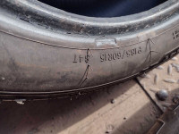 2 pneus d'été 185/60r15 gt radial en bon état 