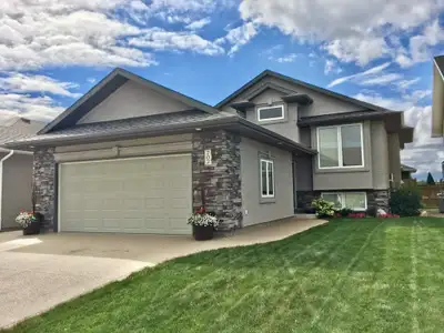 Stonebridge Home for Rent Available early July ! Lovely, owner-maintained home for rent in quiet Sto...