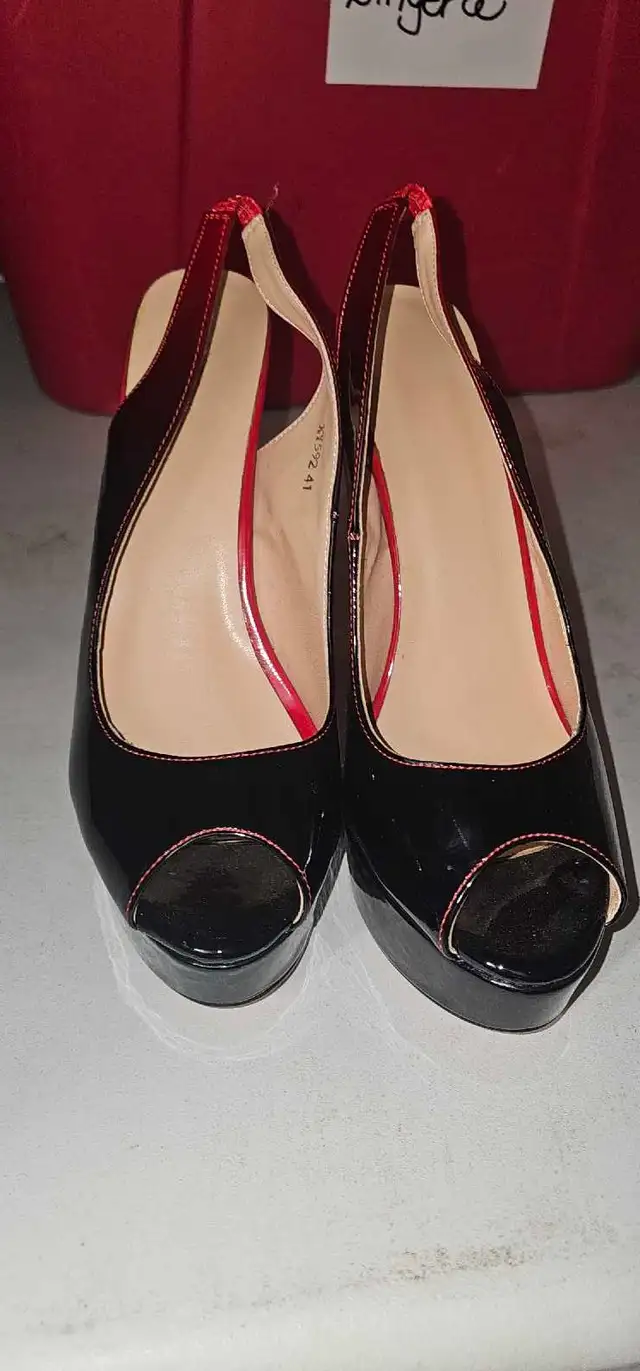 Stilettos (size 10) in Women's - Shoes in Medicine Hat - Image 3