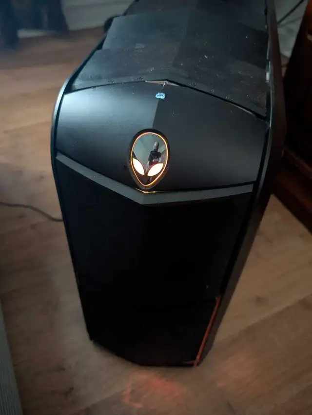 Dell Alienware Aurora R4 ALX in Desktop Computers in City of Toronto - Image 4