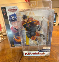 2002 McFarlane's ILYA KOVALCHUK NHL Series 4 Dark Jersey figure 