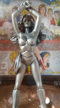 DC Fine Pewter Collector Series Ltd Edition Wonder Woman Statue