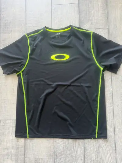 Oakley T Shirt, View more