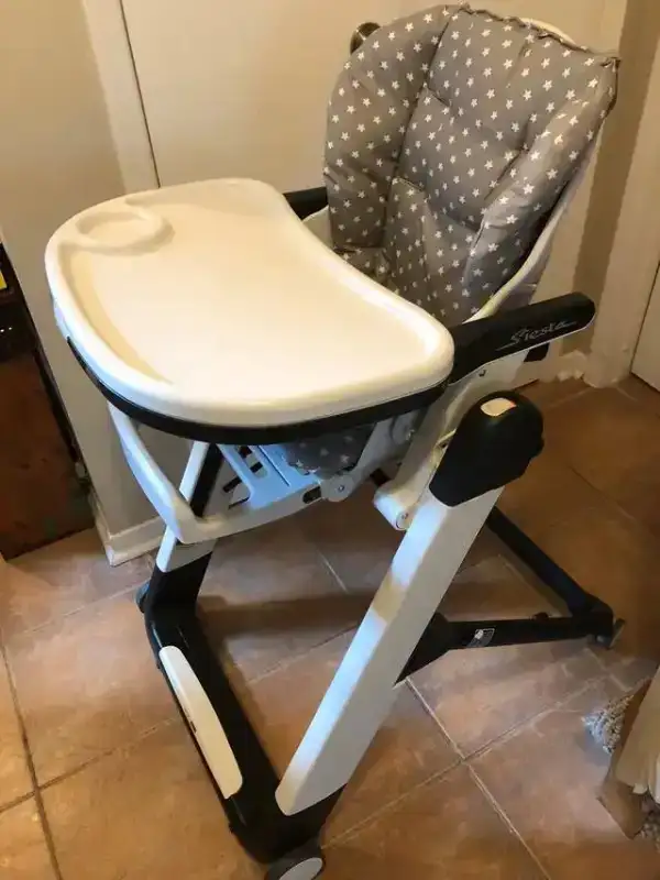 3-in-1 high chair, booster seat + more in Feeding & High Chairs in Oakville / Halton Region - Image 8