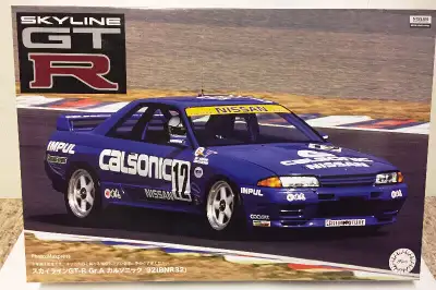 Fujimi 1/12 Nissan Skyline GT-R R32 Gr.A Calsonic racer model. This kit is brand new, with parts sti...