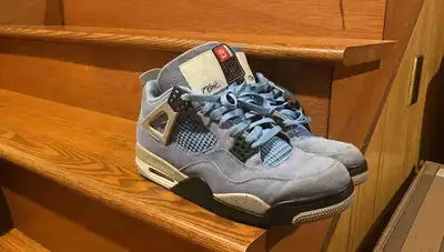 Jordan 4, View more