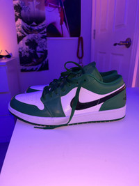 Pine green Jordan 1s